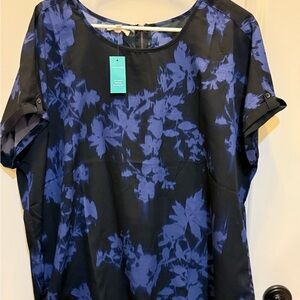 Maurices Black and Blue Graphic Short Sleeve Blouse